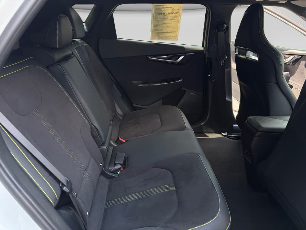 2023 Kia EV6 view 6