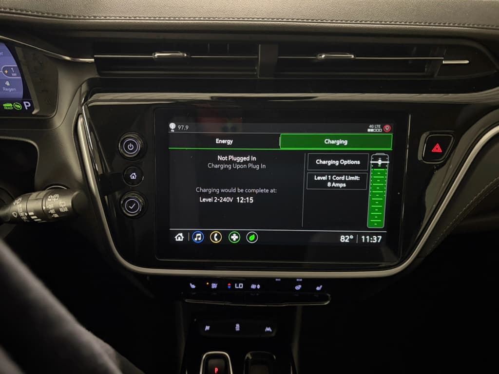 2023 Chevrolet Bolt EUV view 2