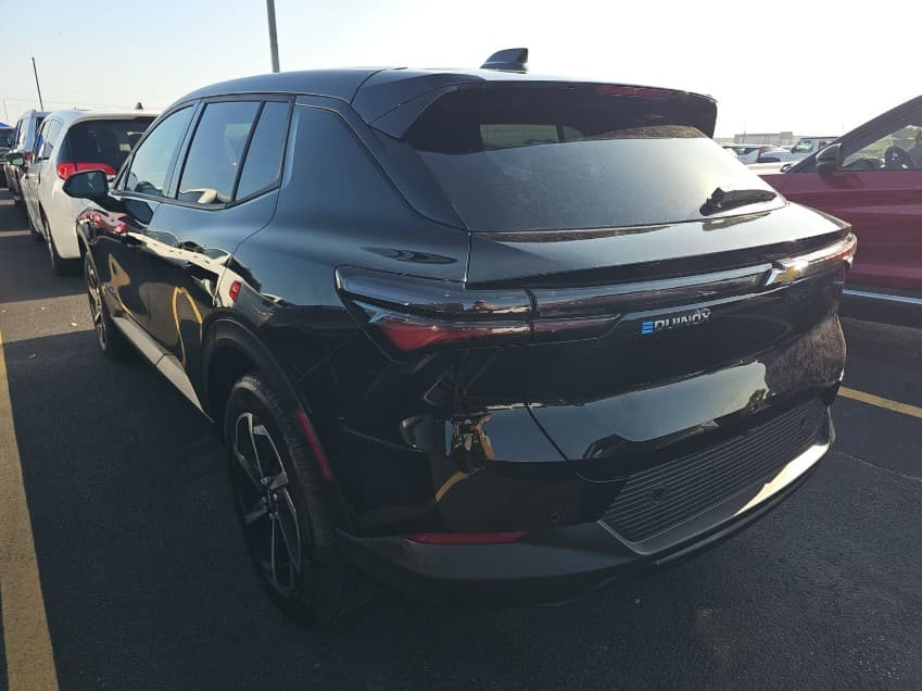 2026 Chevrolet Equinox EV view 4