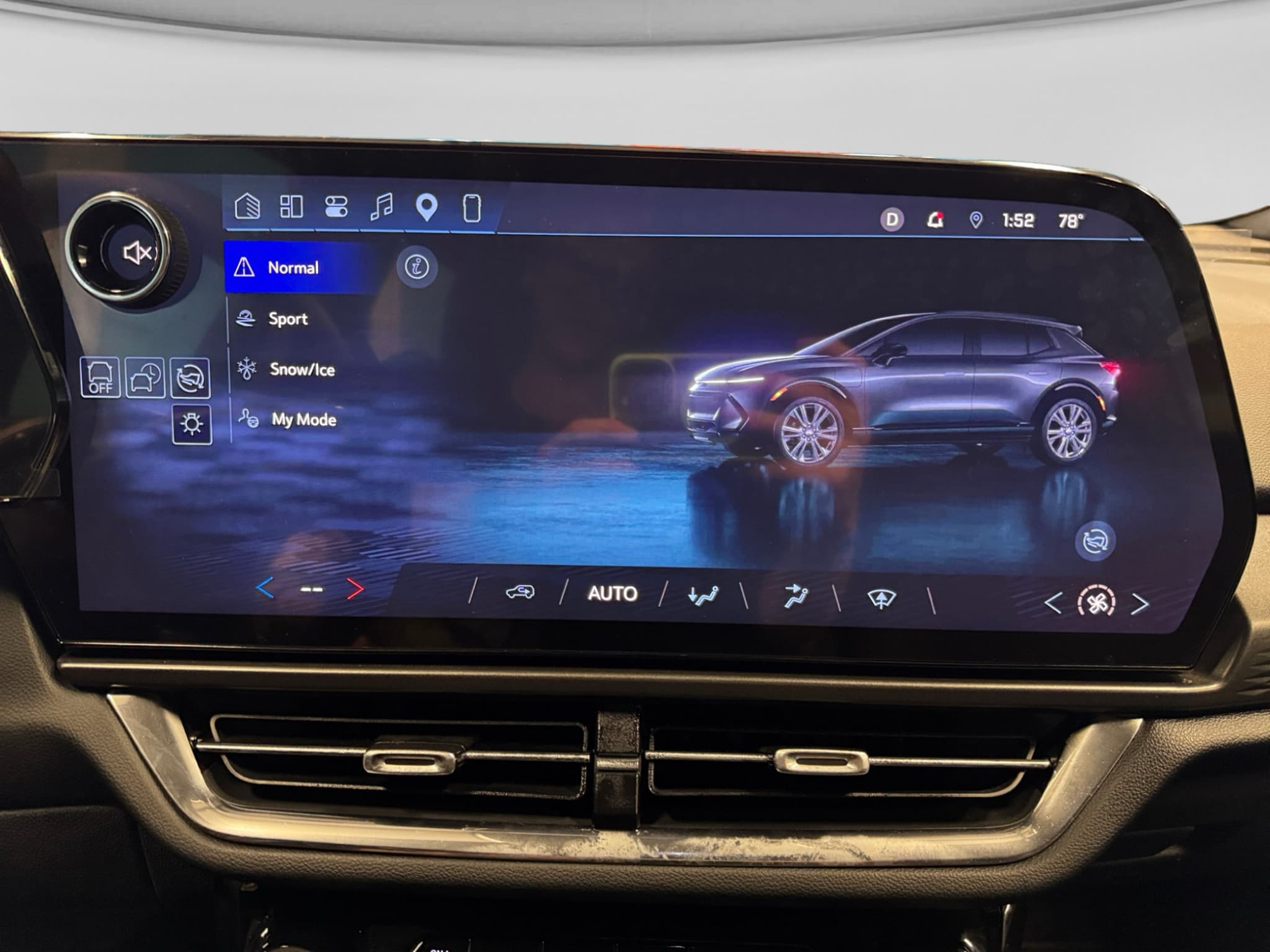 2026 Chevrolet Equinox EV view 12