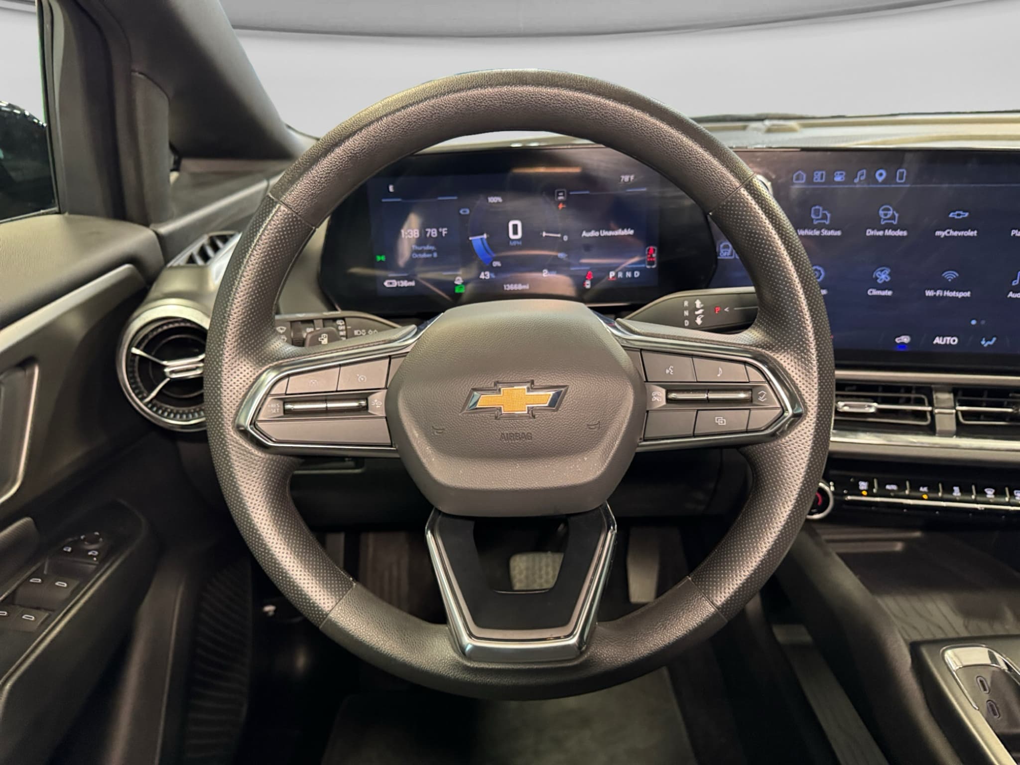 2026 Chevrolet Equinox EV view 8