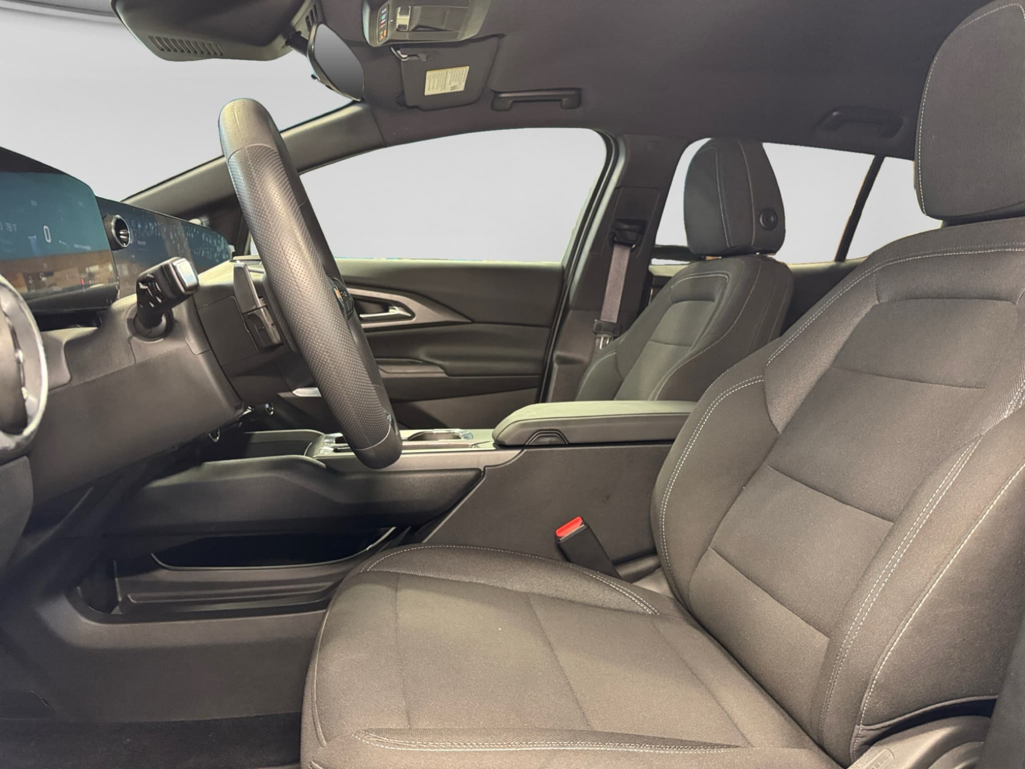 2026 Chevrolet Equinox EV view 17