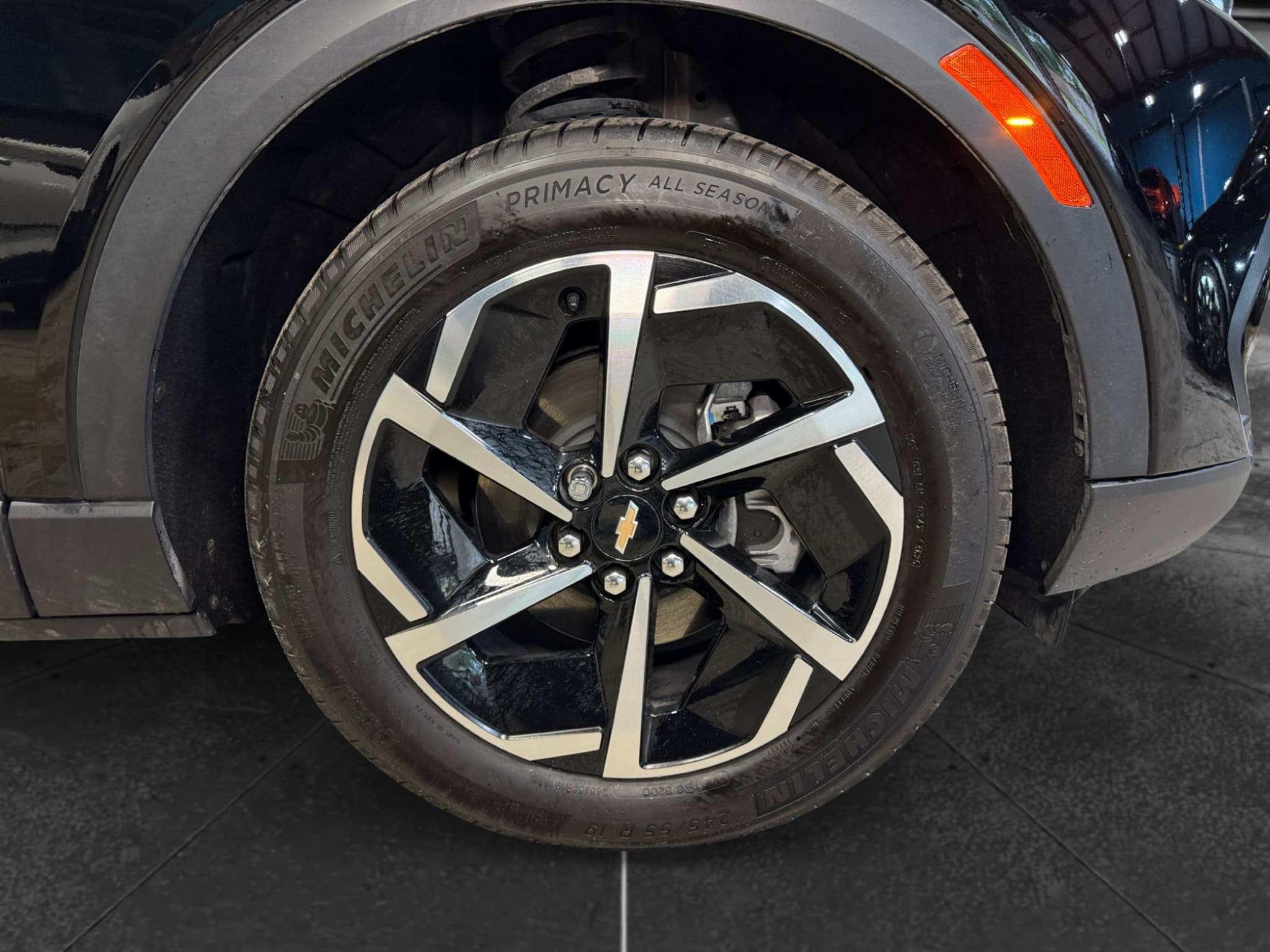 2026 Chevrolet Equinox EV view 33