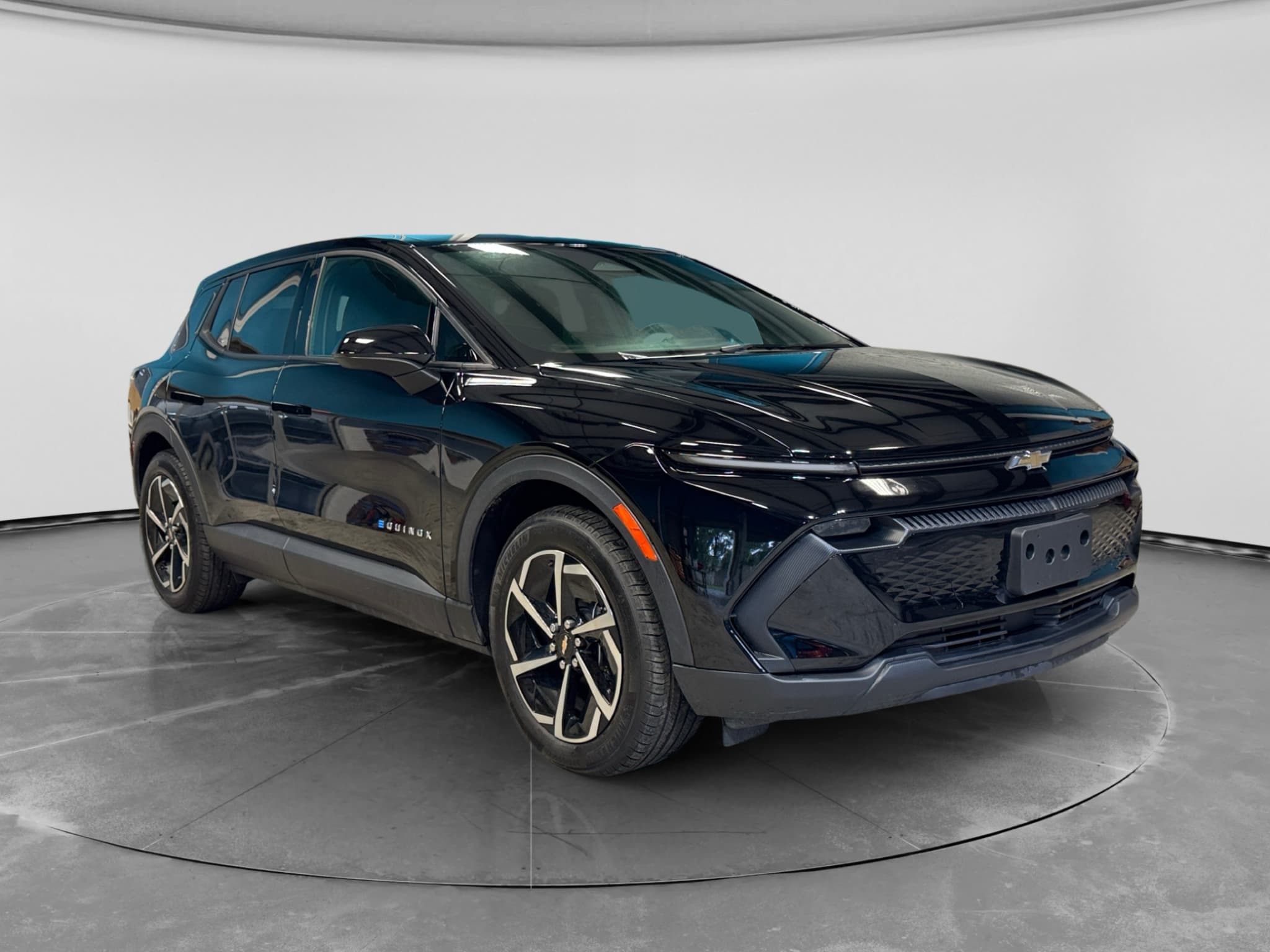 2026 Chevrolet Equinox EV view 4
