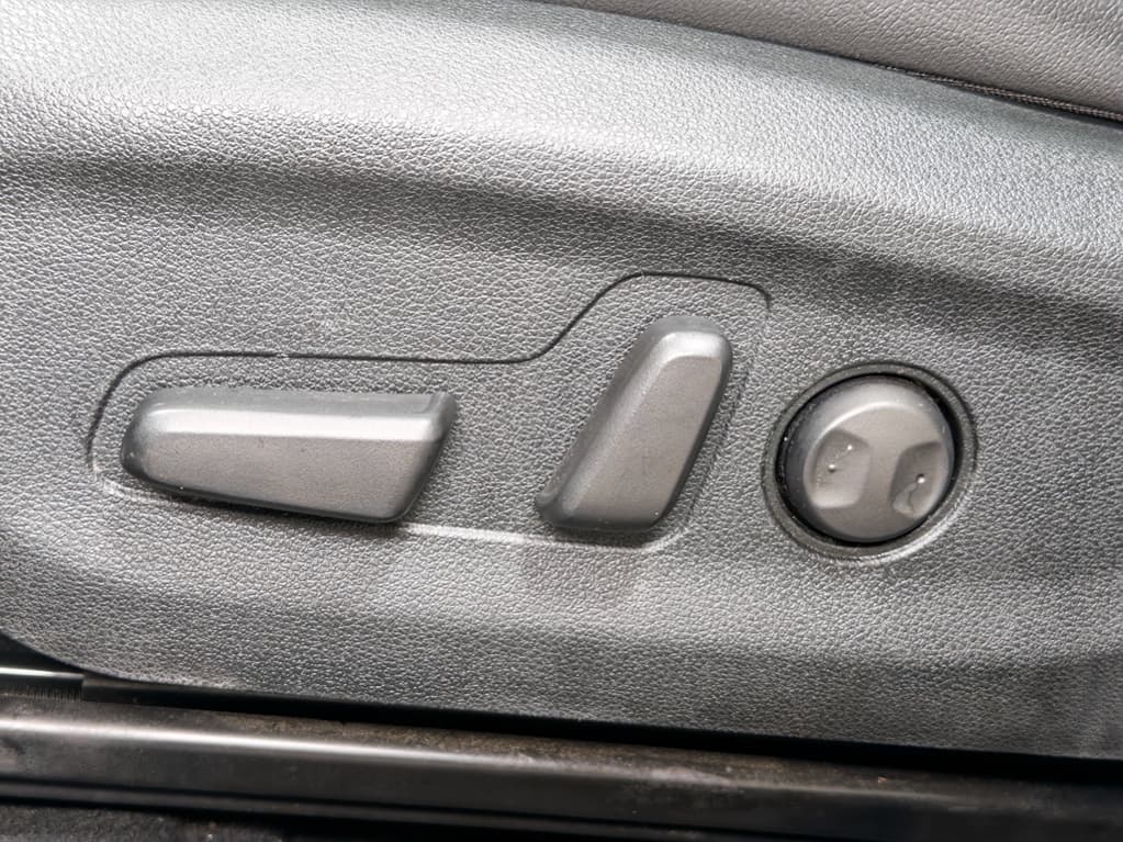 2022 Kia Niro EV view 6