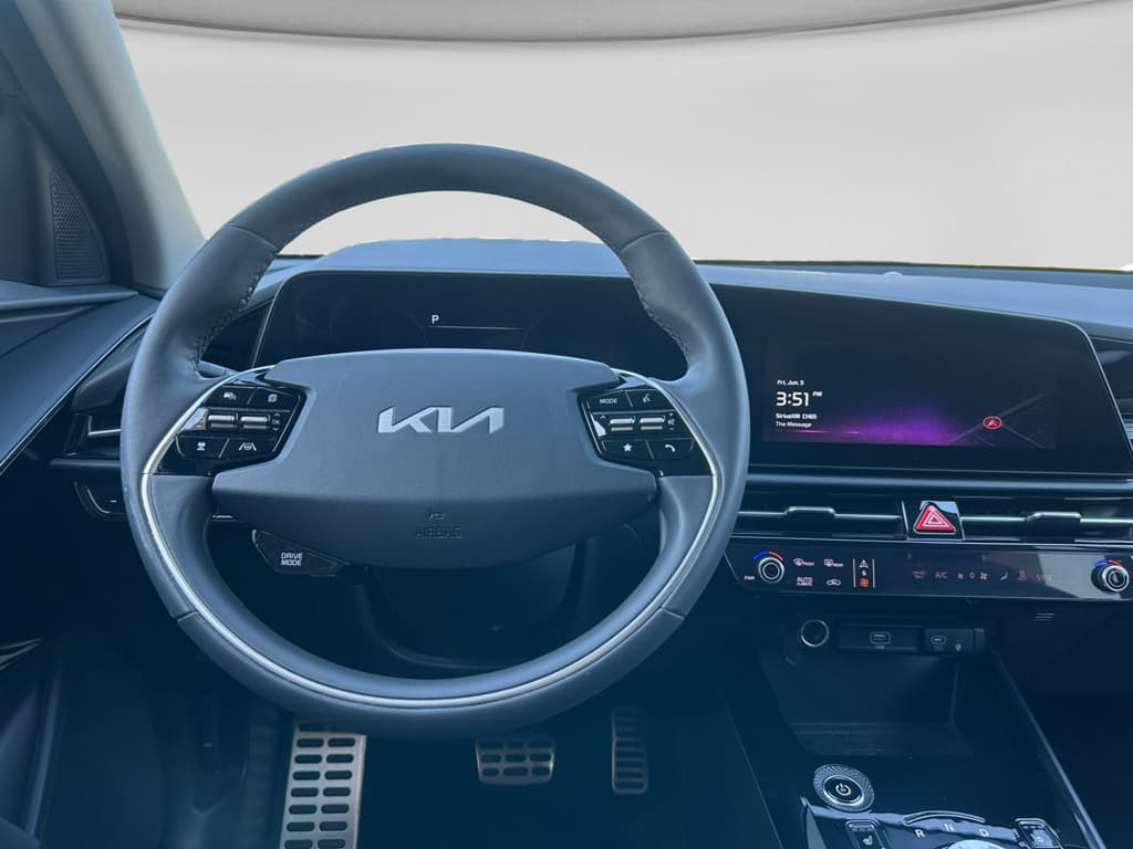 2024 Kia Niro EV view 4