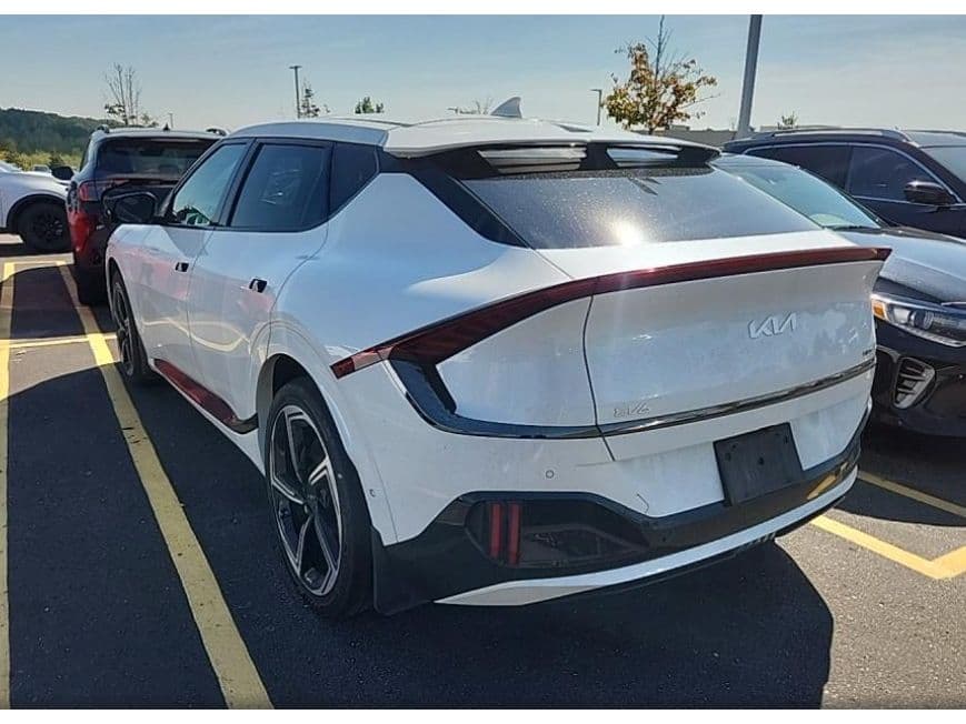 2023 Kia EV6 view 2