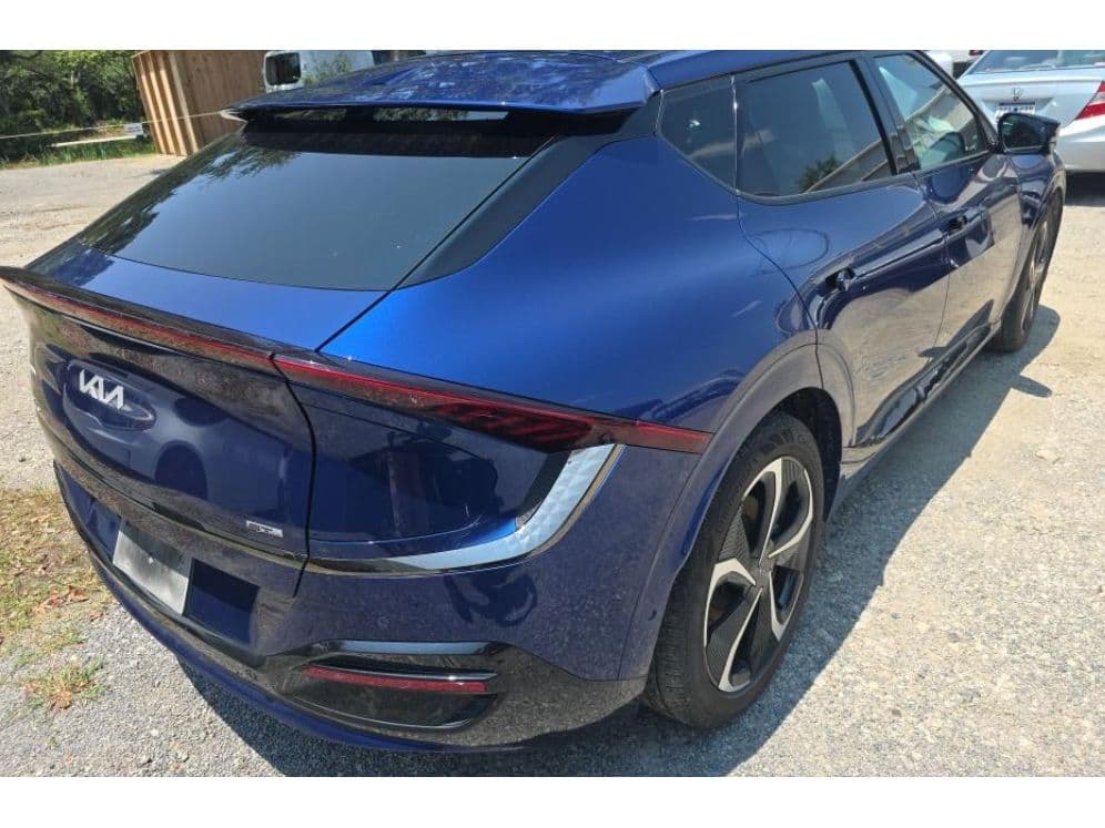 2023 Kia EV6 view 3