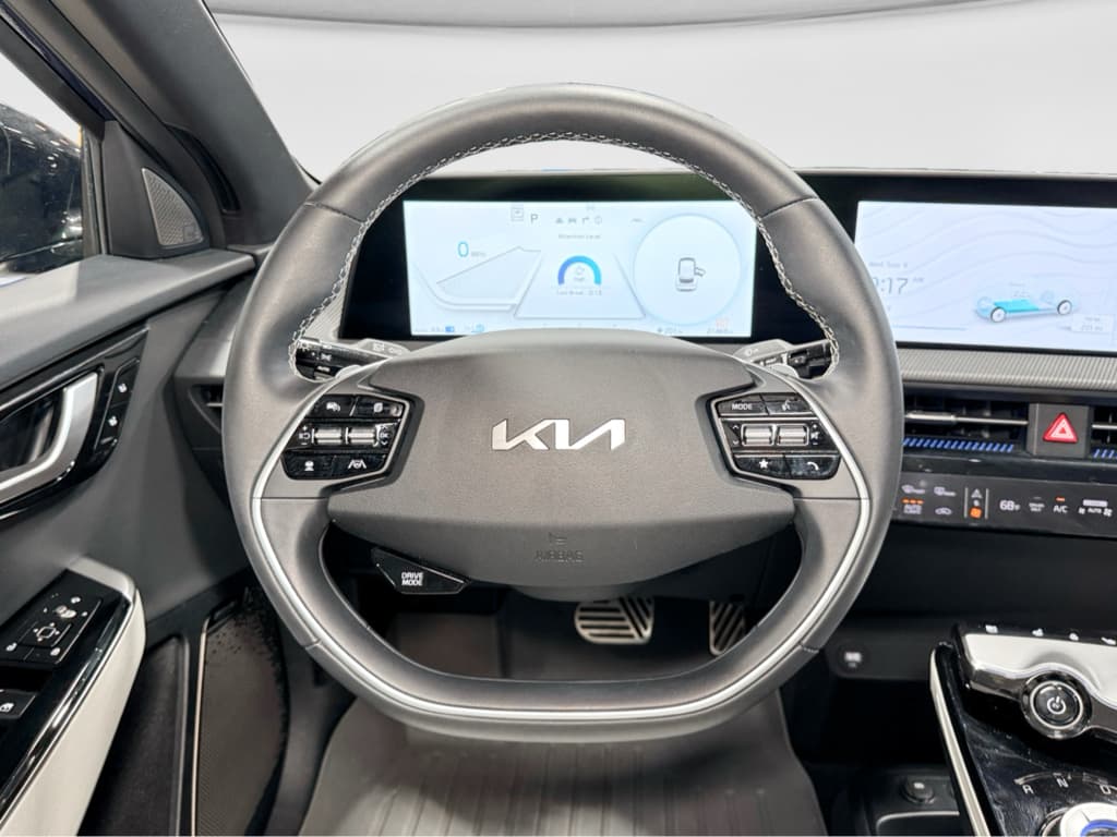 2023 Kia EV6 view 8