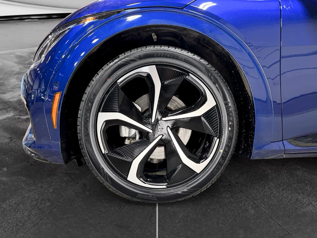 2023 Kia EV6 view 32