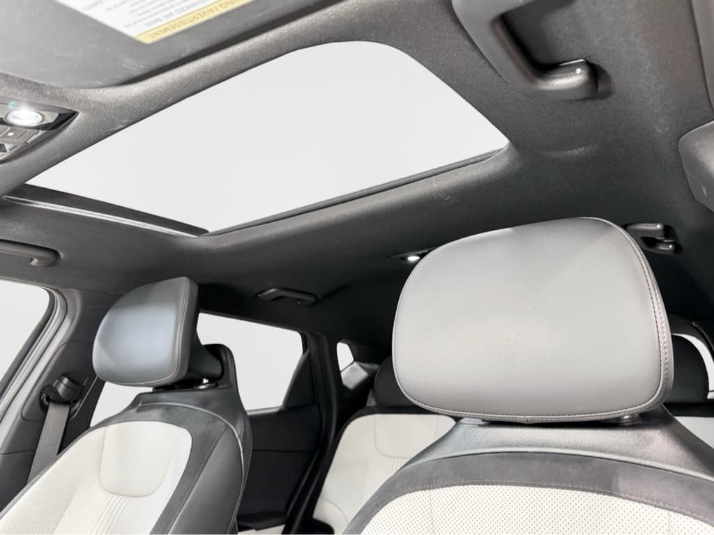 2023 Kia EV6 view 25