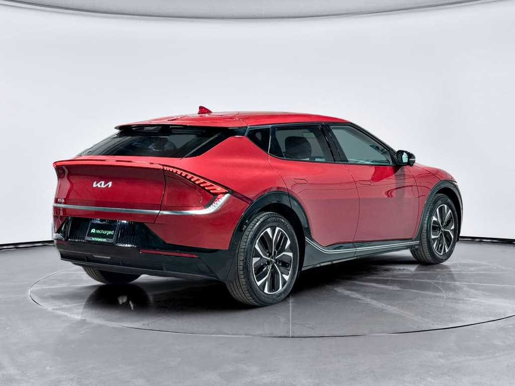 2023 Kia EV6 view 3