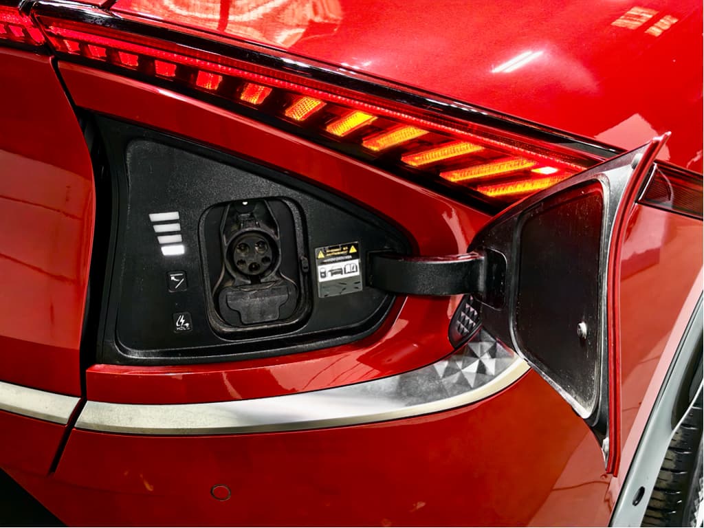 2023 Kia EV6 view 5