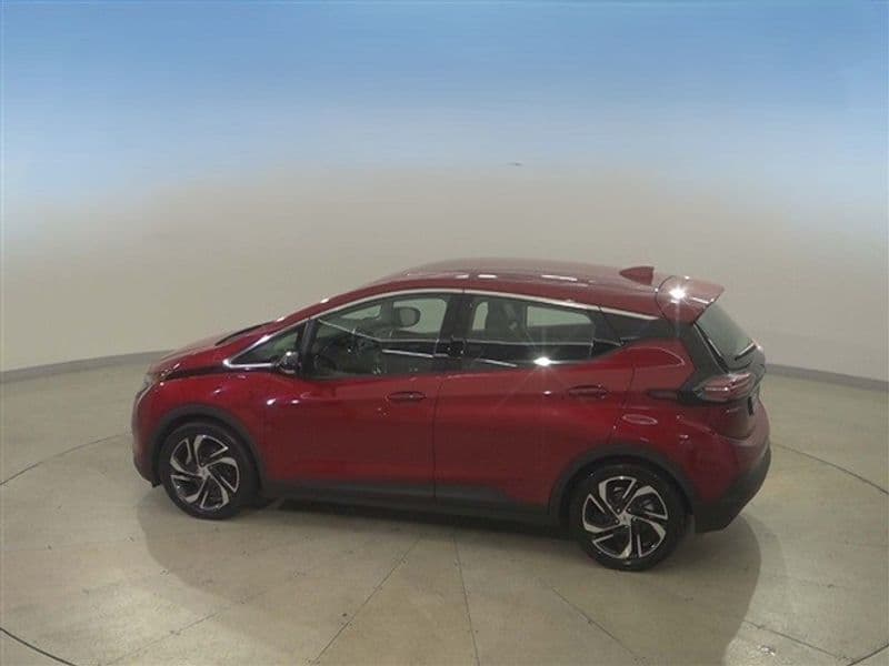 2022 Chevrolet Bolt EV view 3