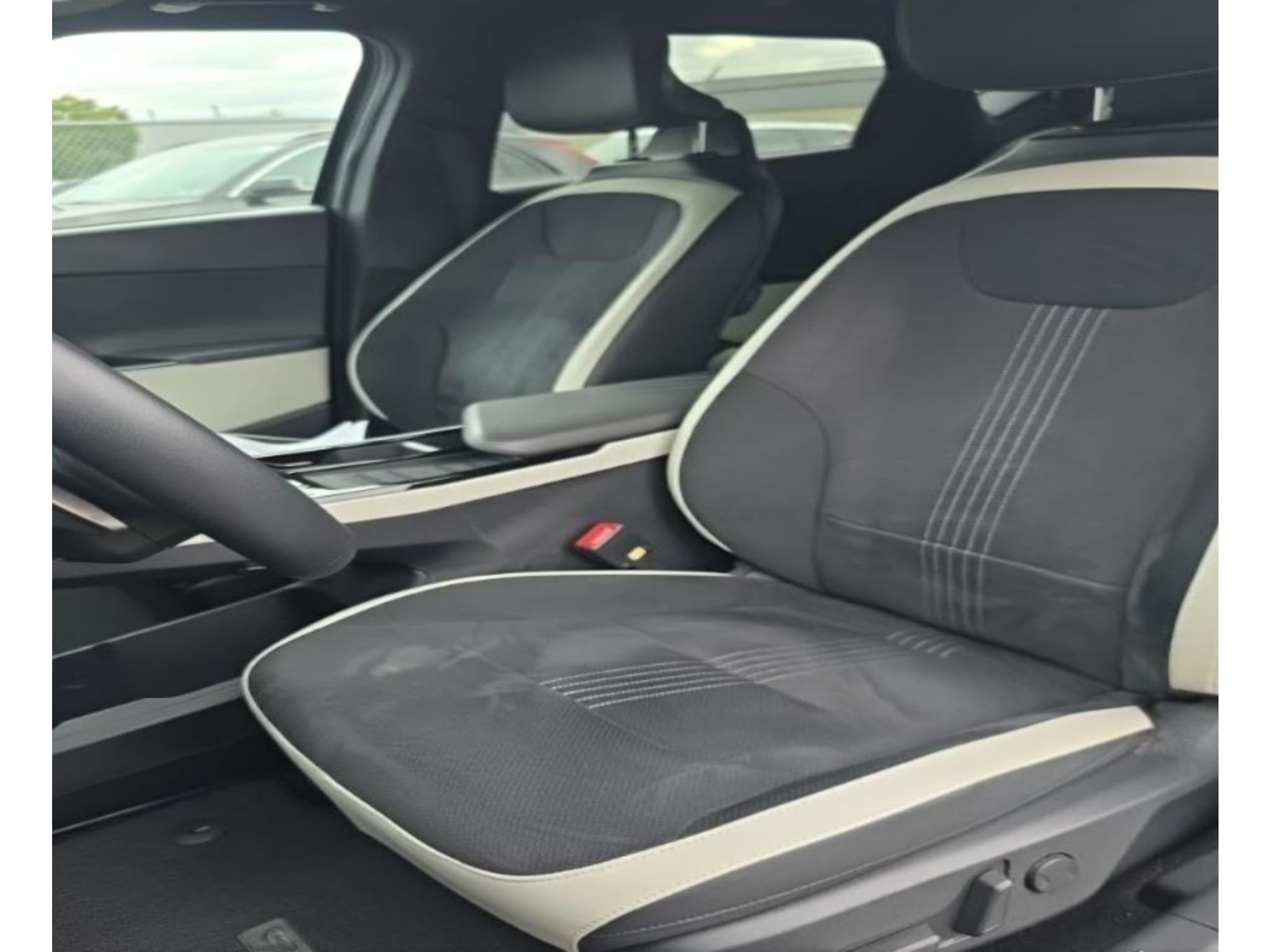 2023 Kia EV6 view 5