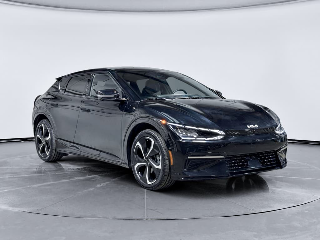 2023 Kia EV6 view 4