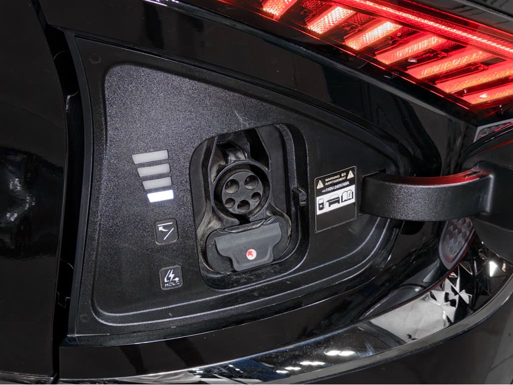 2023 Kia EV6 view 5