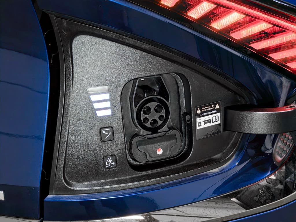 2023 Kia EV6 view 5