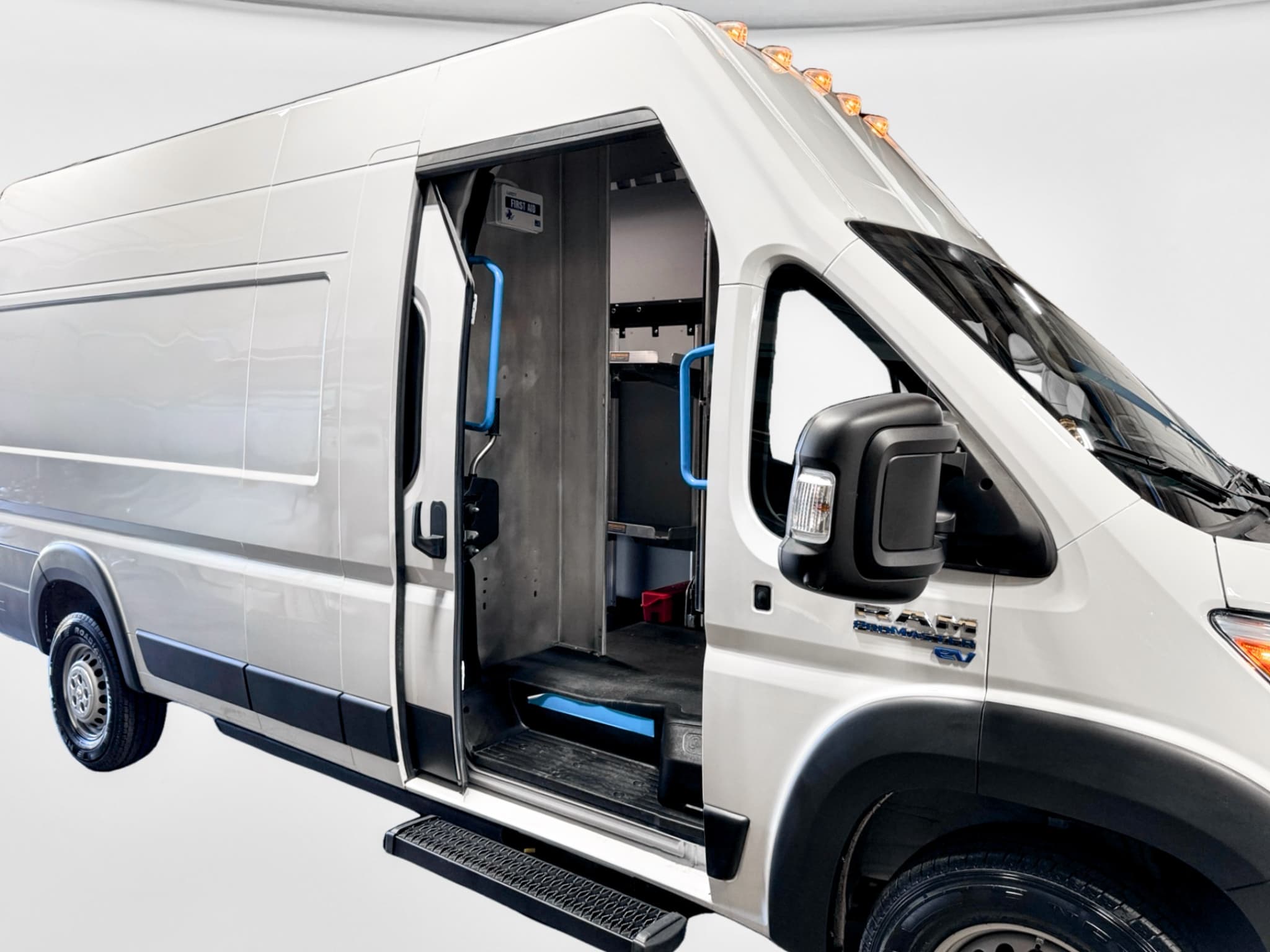 2024 Ram ProMaster 3500 BEV view 22