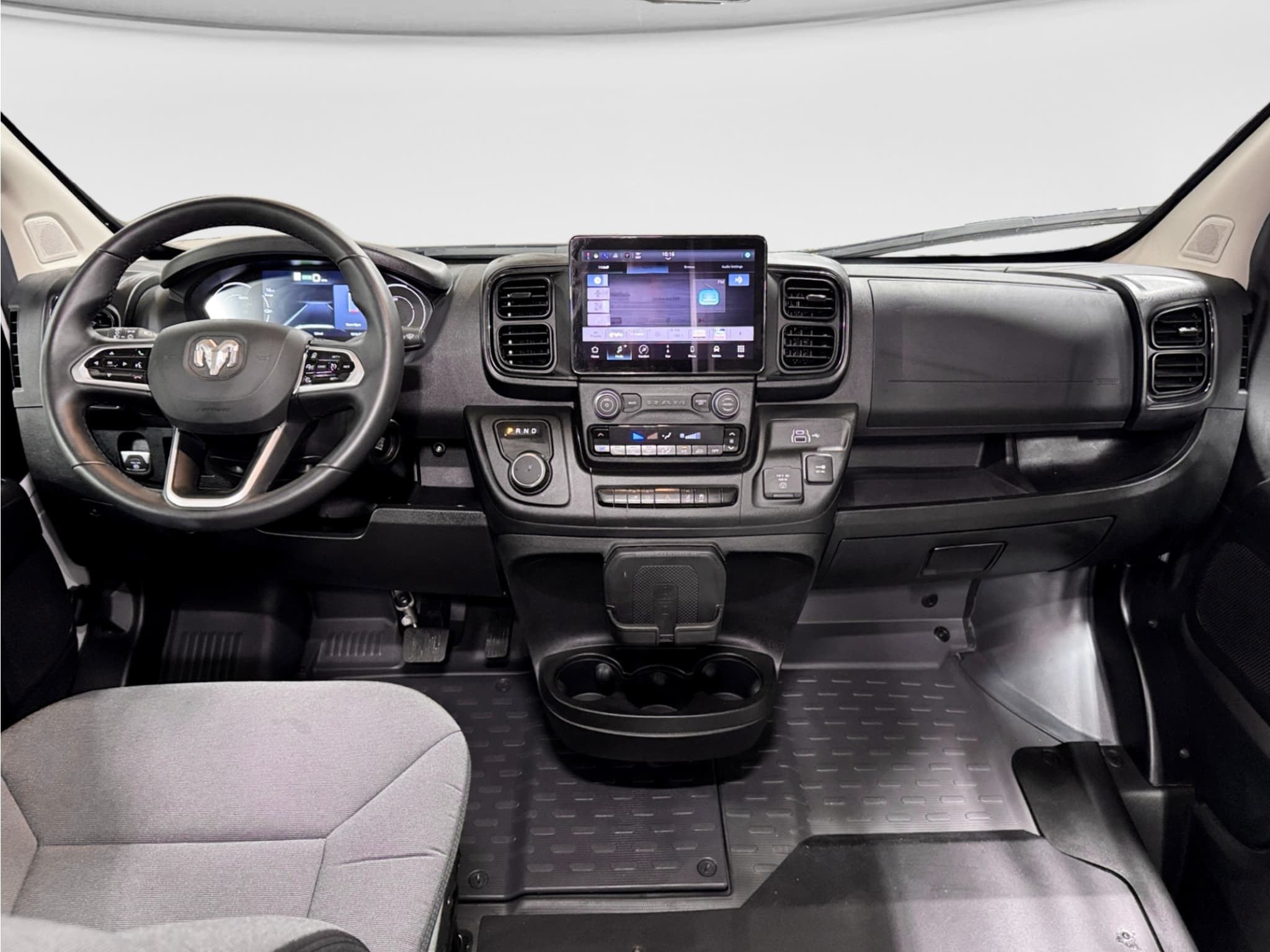 2024 Ram ProMaster 3500 BEV view 17