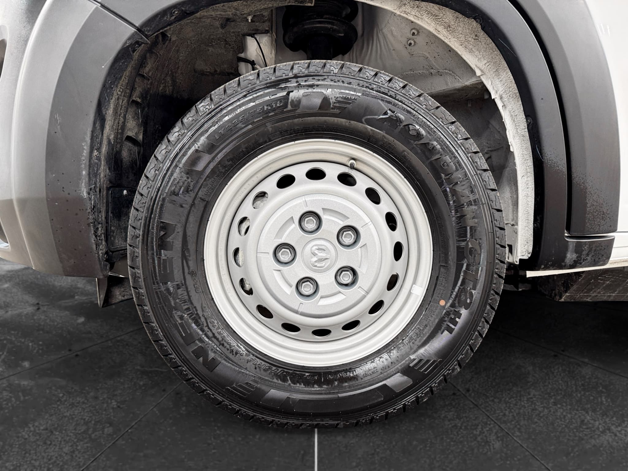 2024 Ram ProMaster 3500 BEV view 31