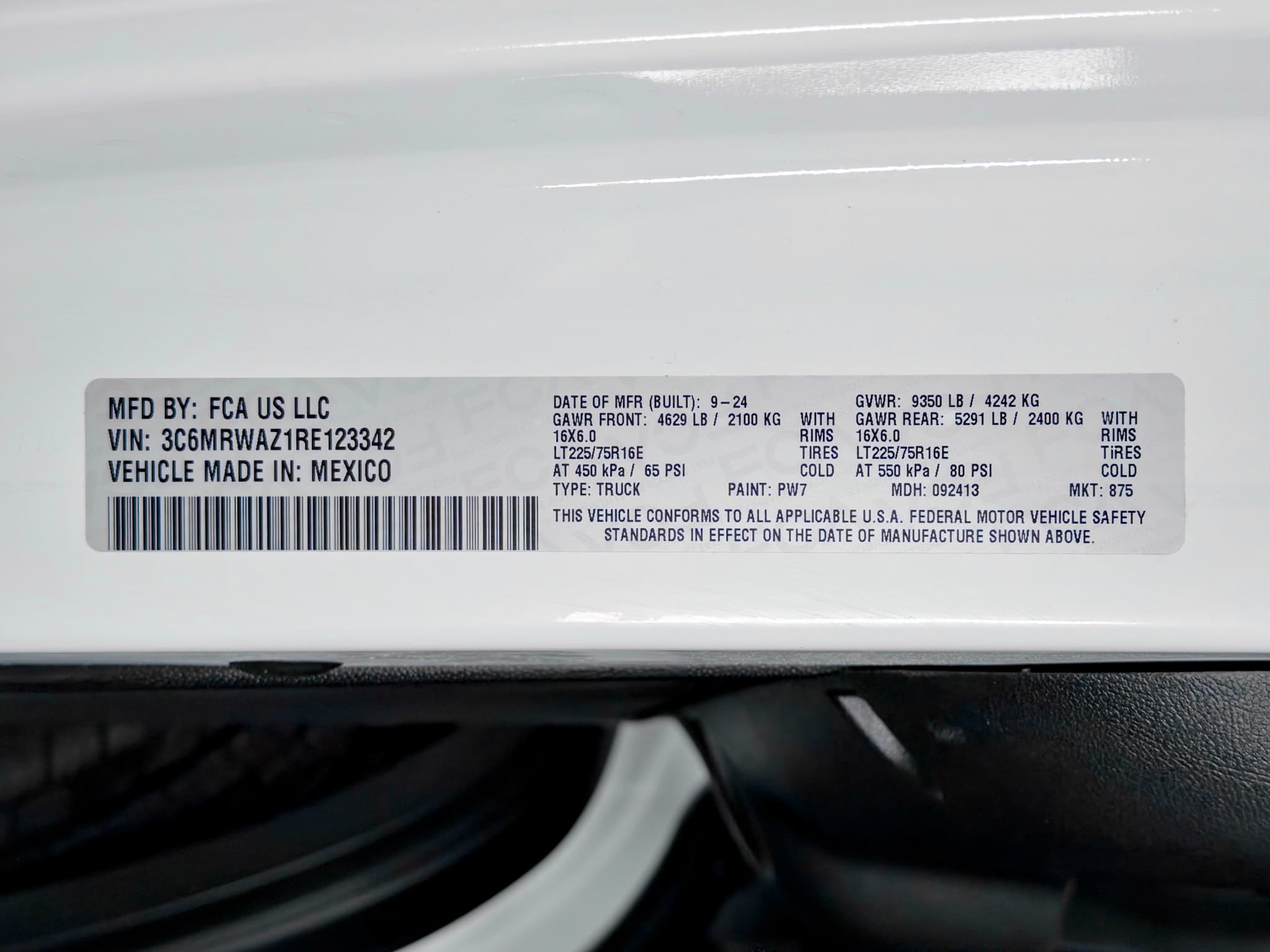 2024 Ram ProMaster 3500 BEV view 25