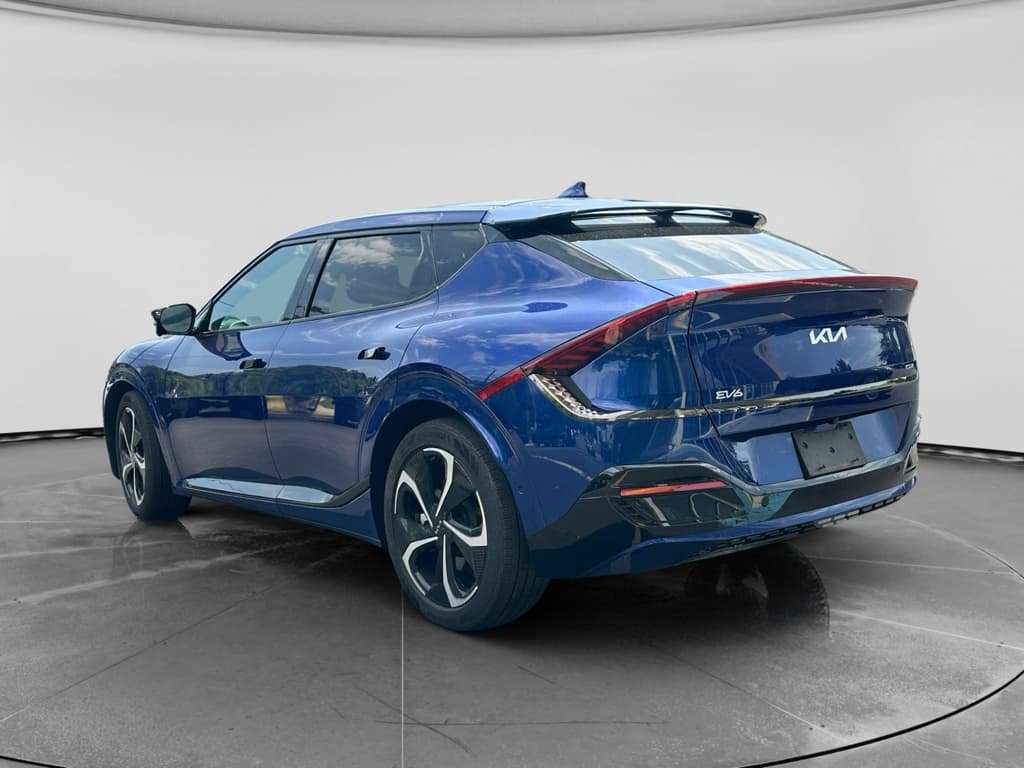 2023 Kia EV6 view 4