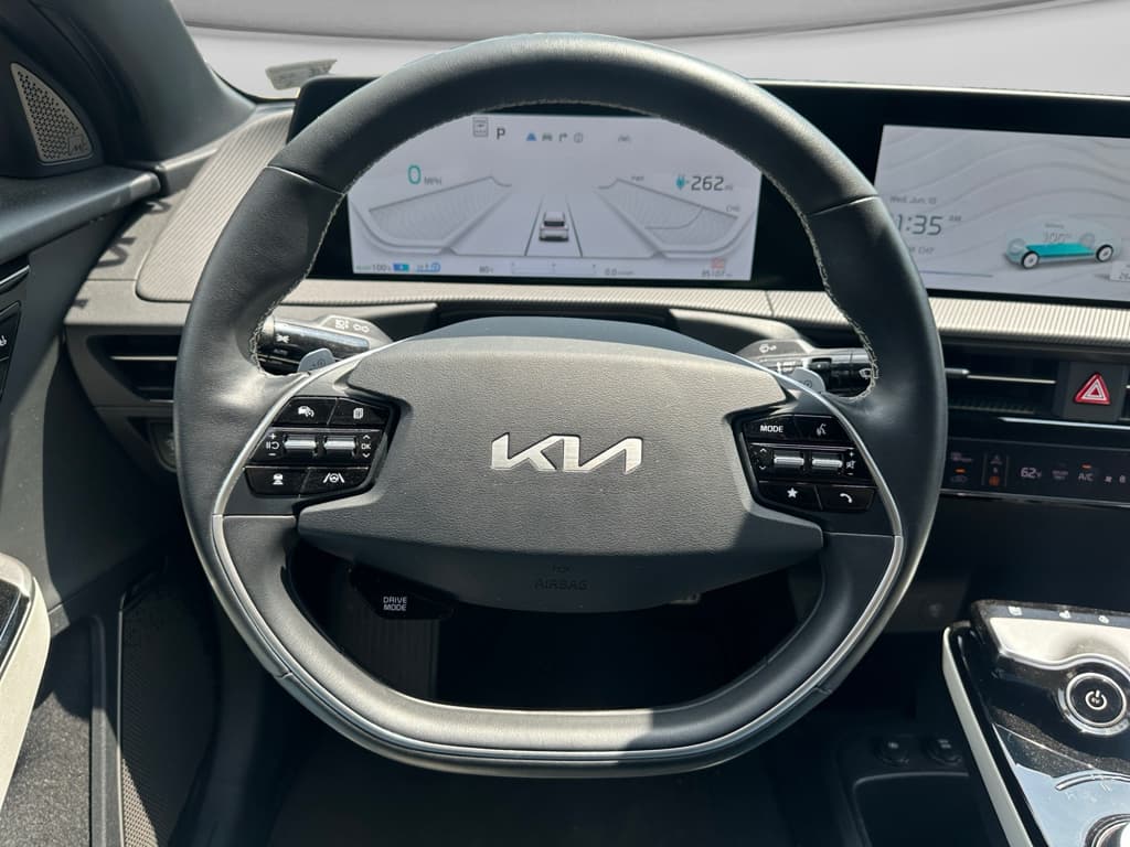 2023 Kia EV6 view 5