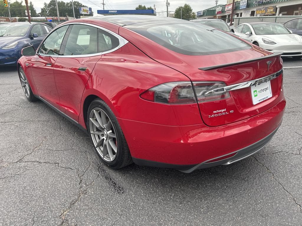 2016 Tesla Model S view 2