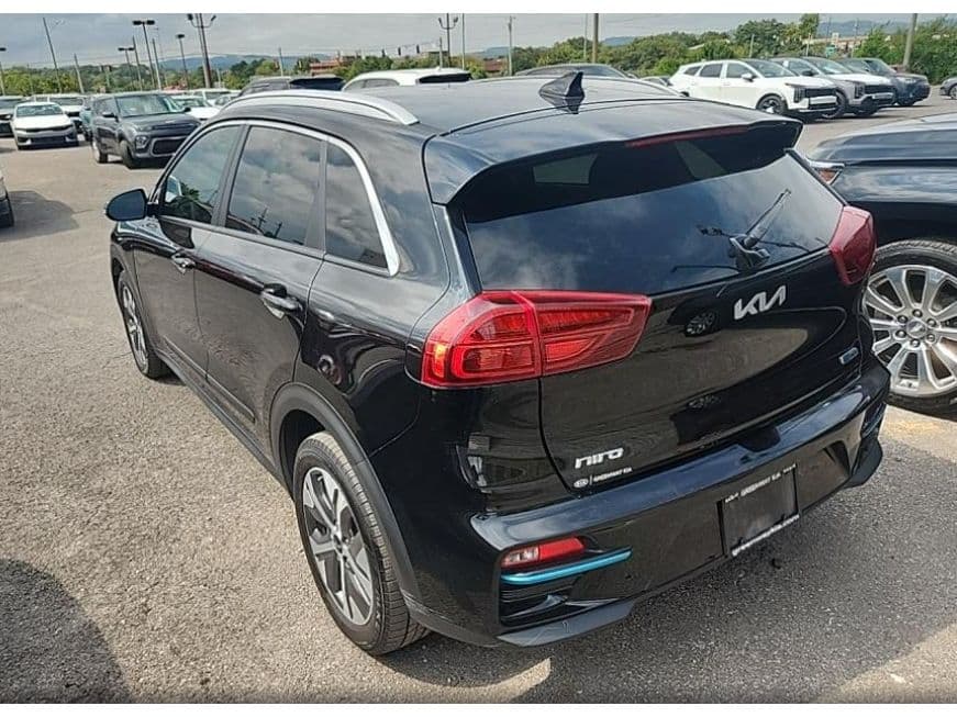 2022 Kia Niro EV view 2