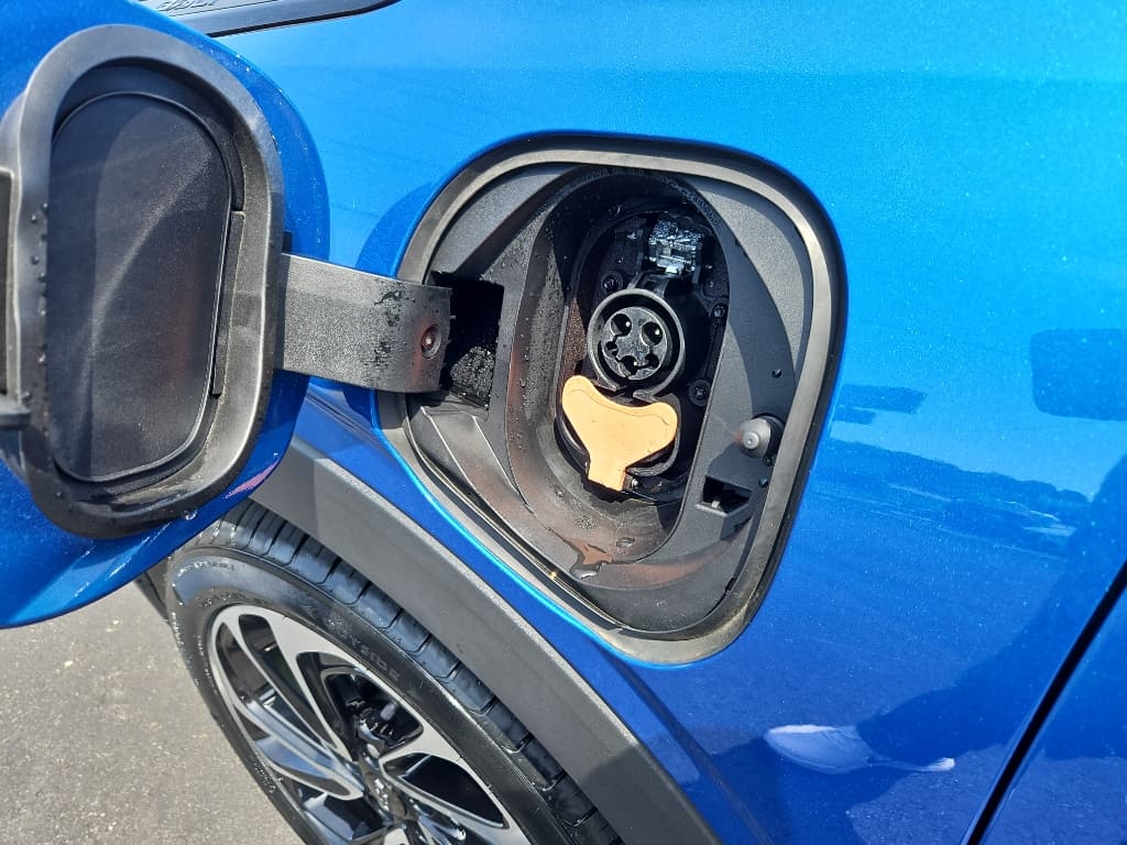 2022 Chevrolet Bolt EUV view 5