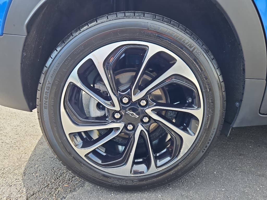 2022 Chevrolet Bolt EUV view 26
