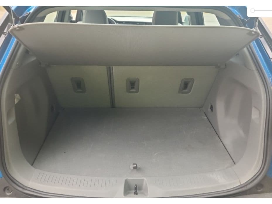 2022 Chevrolet Bolt EUV view 8