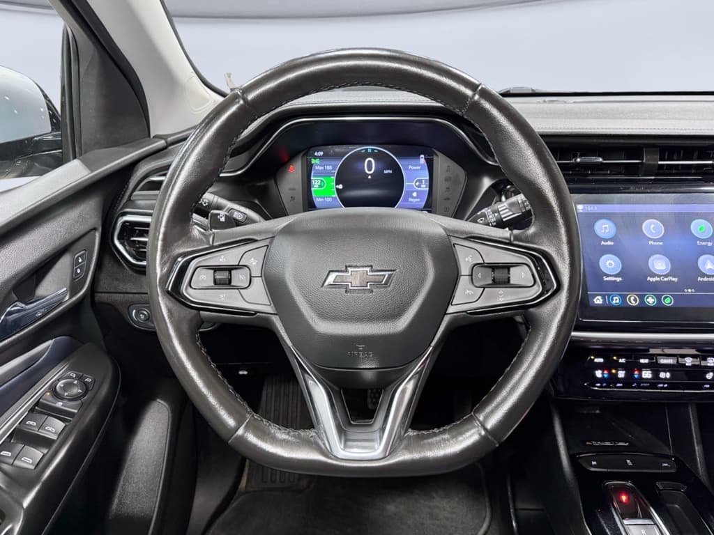 2022 Chevrolet Bolt EUV view 9