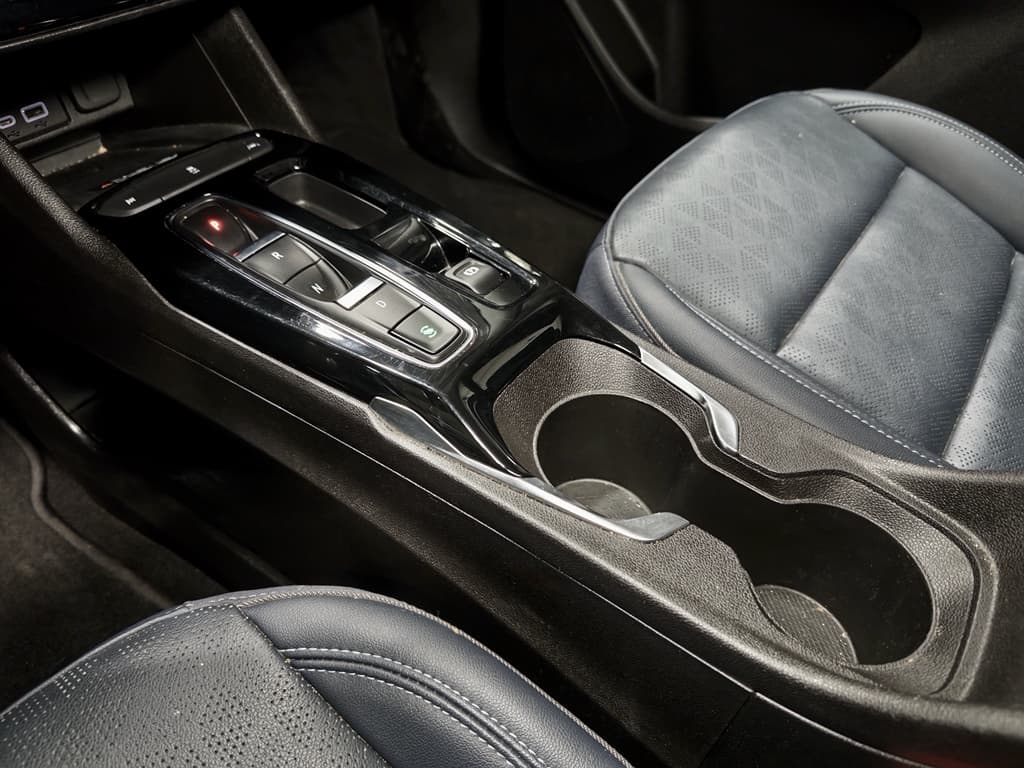 2022 Chevrolet Bolt EUV view 20