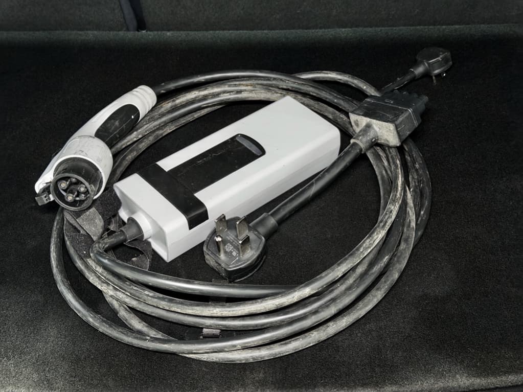 2022 Chevrolet Bolt EUV view 6