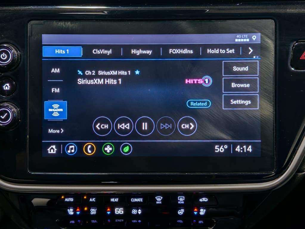 2022 Chevrolet Bolt EUV view 14