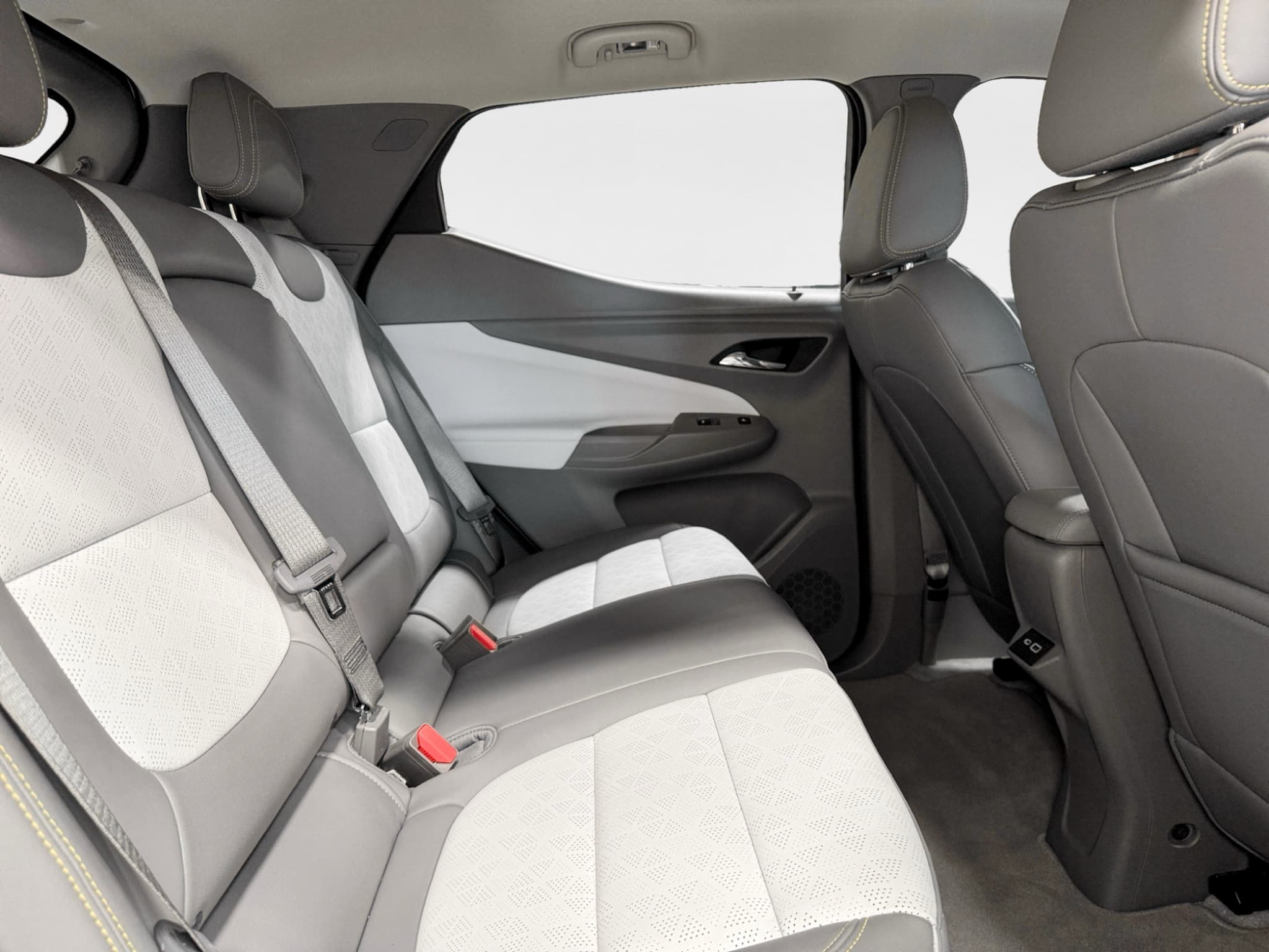 2022 Chevrolet Bolt EUV view 21