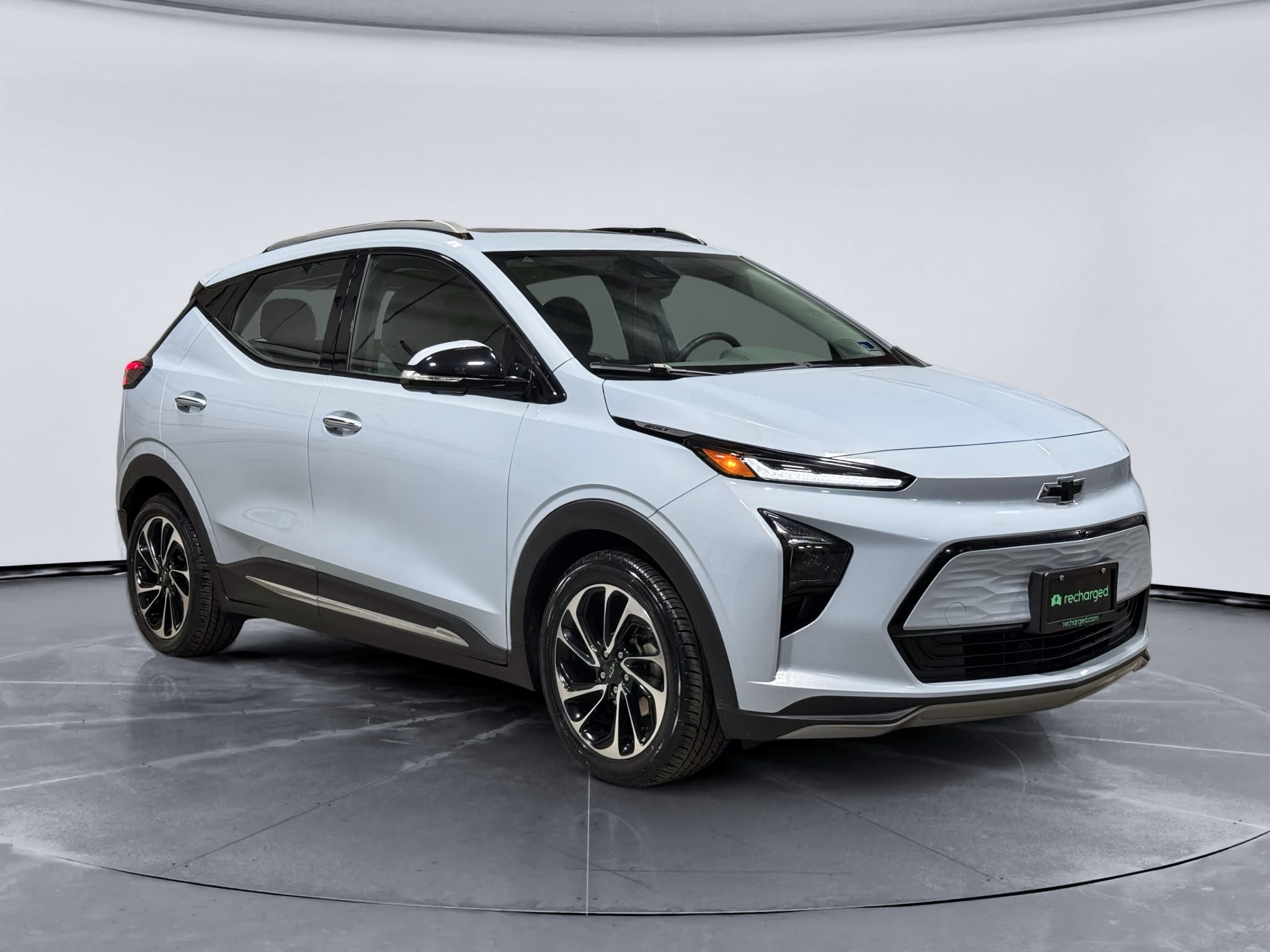 2022 Chevrolet Bolt EUV view 4