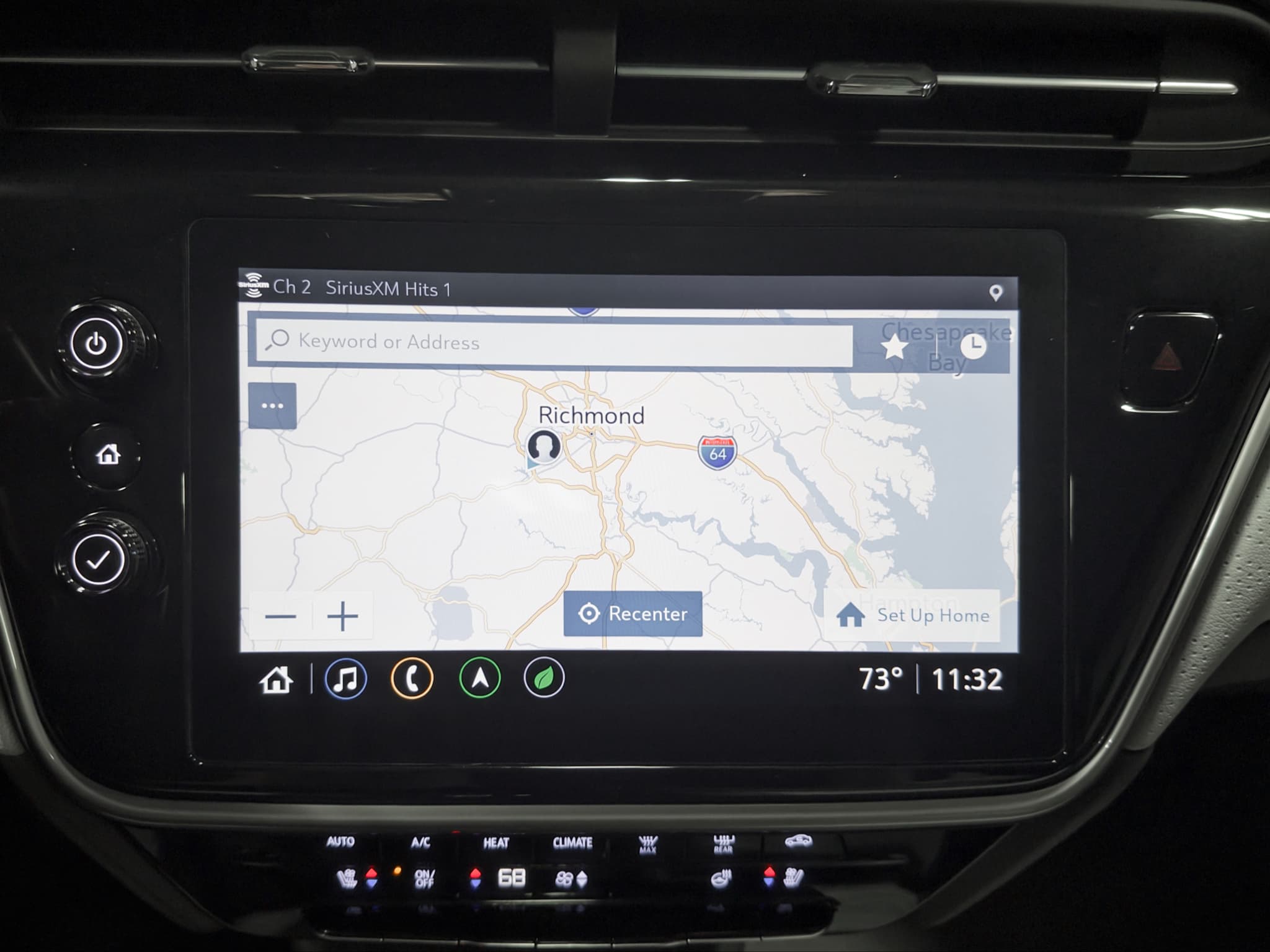 2022 Chevrolet Bolt EUV view 9