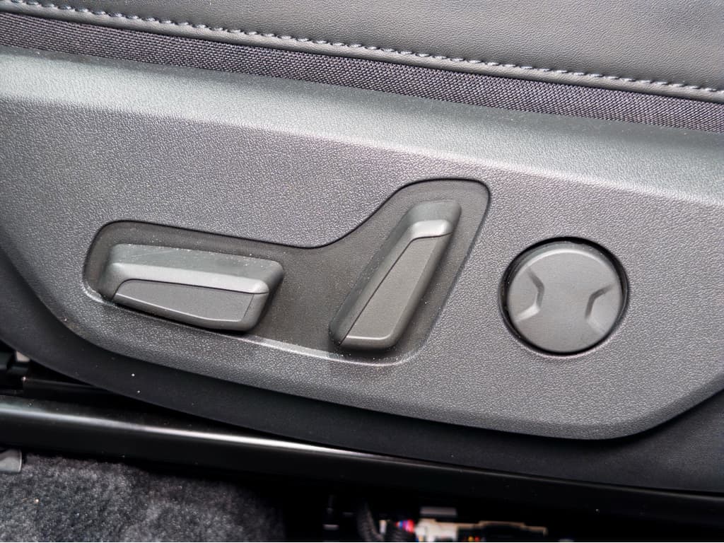 2024 Kia Niro view 5