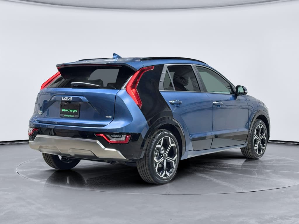 2024 Kia Niro view 3