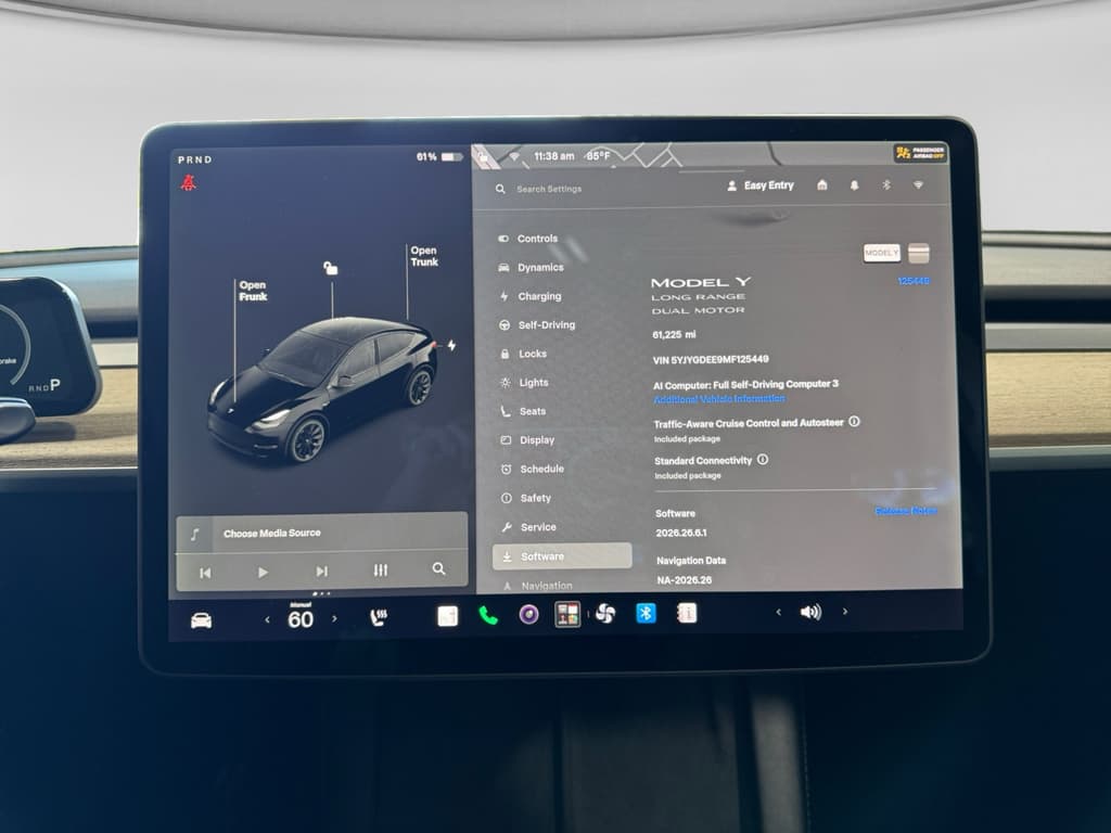 2021 Tesla Model Y view 12