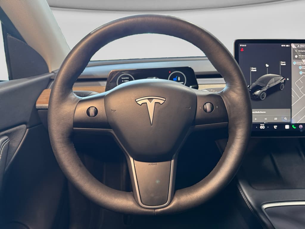 2021 Tesla Model Y view 8