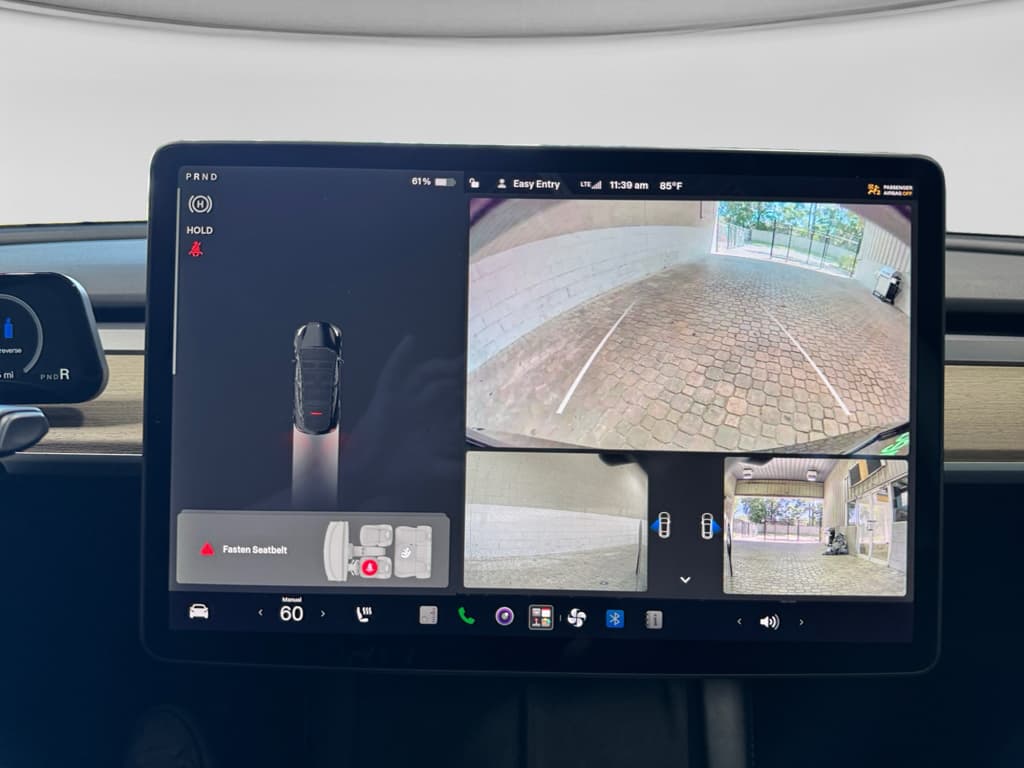 2021 Tesla Model Y view 14