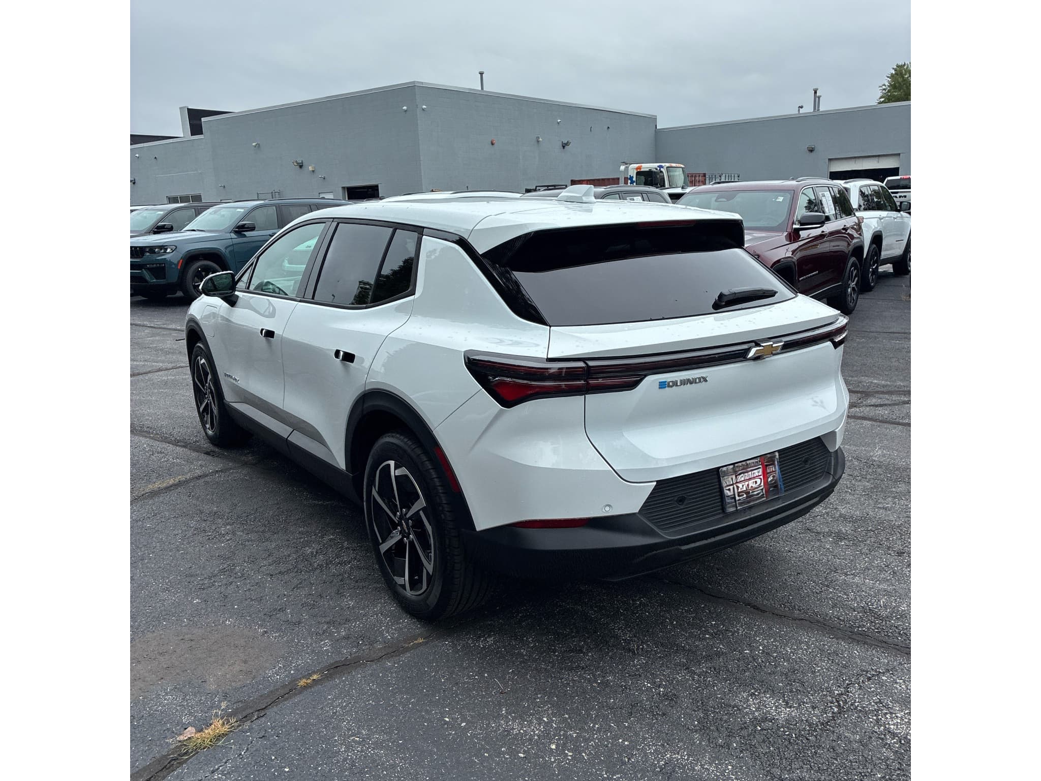 2026 Chevrolet Equinox EV view 4