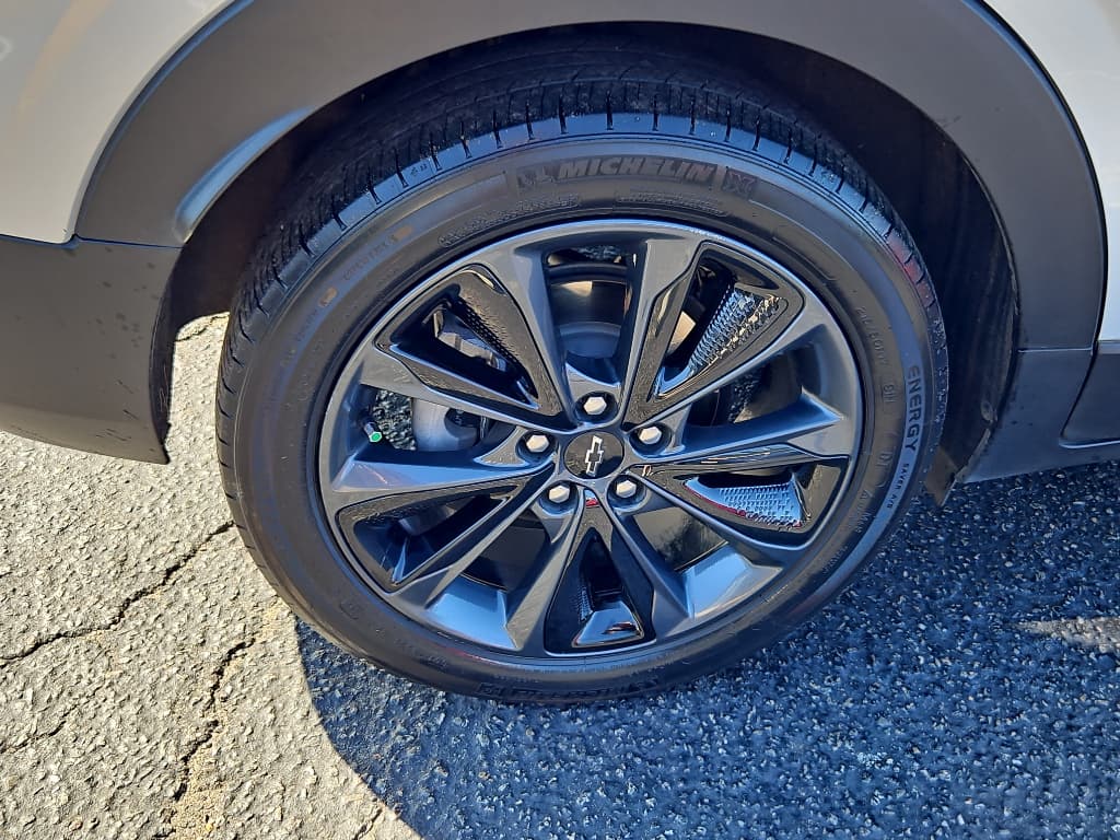 2022 Chevrolet Bolt EUV view 29