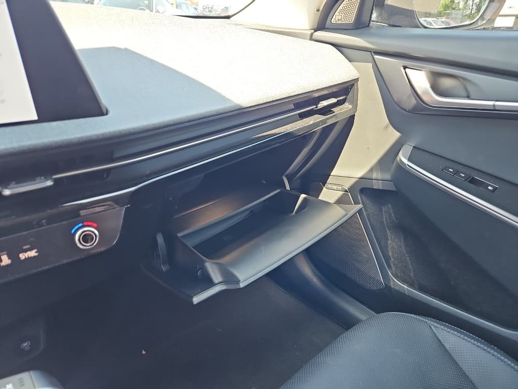 2023 Kia EV6 view 16