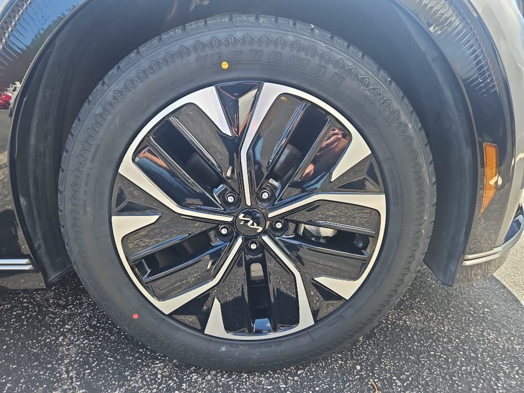 2023 Kia EV6 view 26