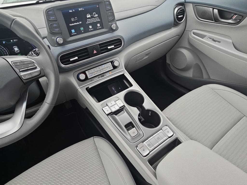2021 Hyundai Kona EV view 16